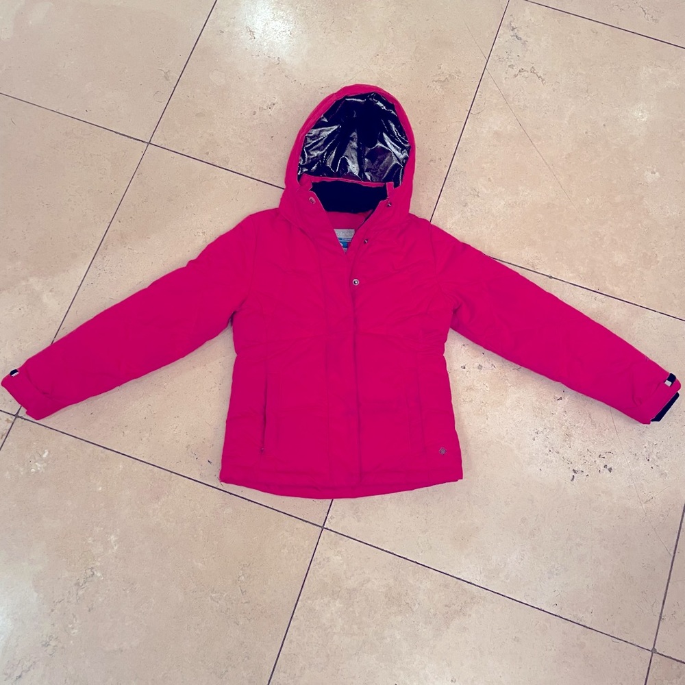 Columbia Titanium series winter / ski jacket. Very thick and warm!